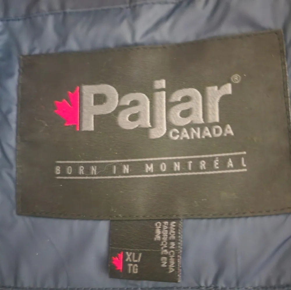 This Pajar  jacket fox fur accent dack dawn size Xl.Nevy blue 💙. Like new - Picture 6 of 10